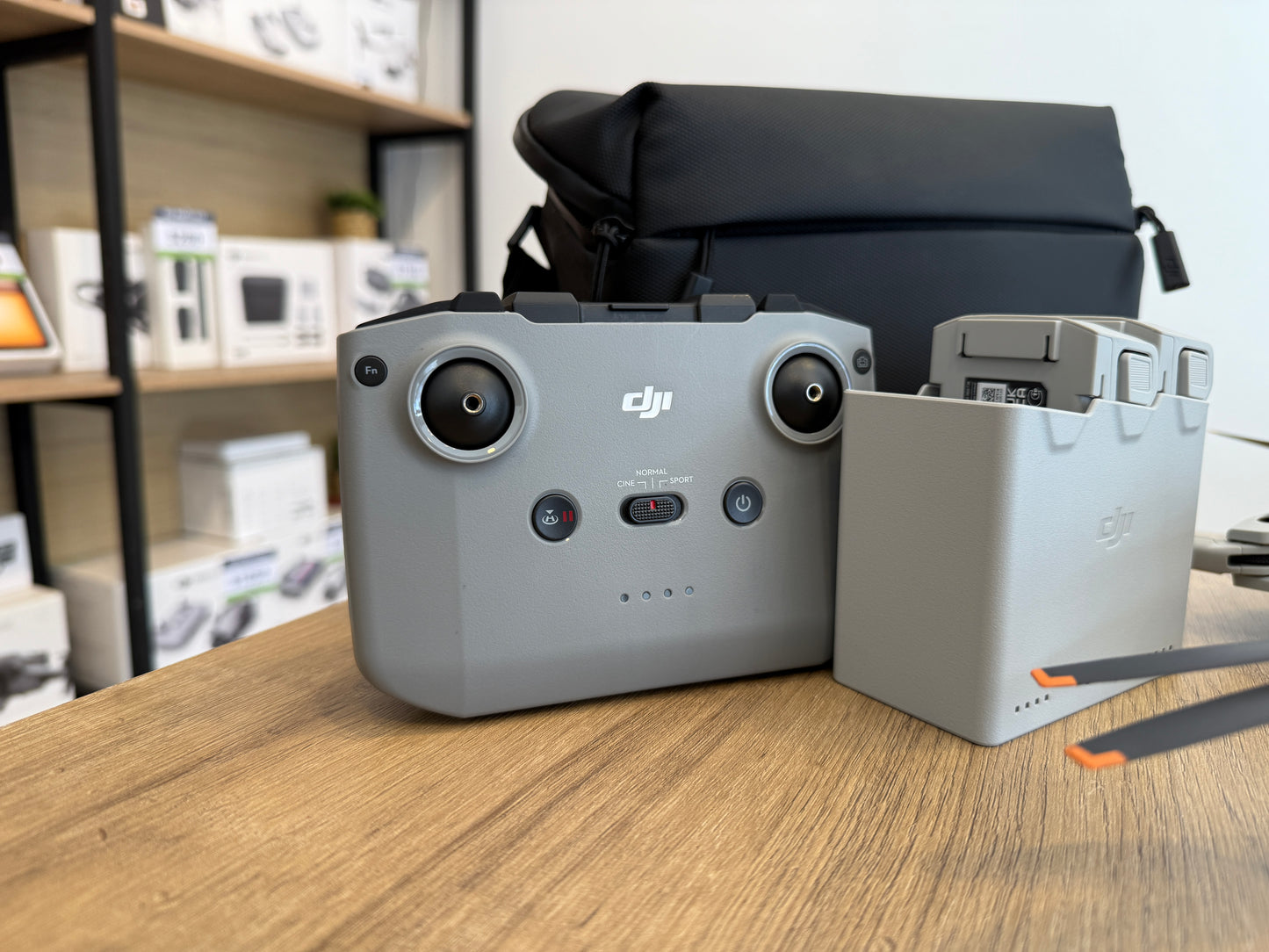 DJI Mini 3 Fly More Combo Seminuevo