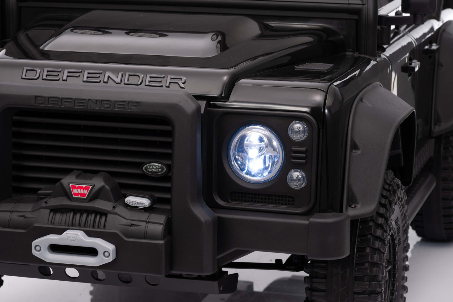 Land Rover Defender eléctrico para niño Black